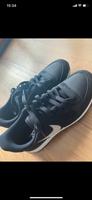 Nike Sneaker Glitzer schwarz Turnschuhe Gr. 38,5 ❤️ Bayern - Landshut Vorschau