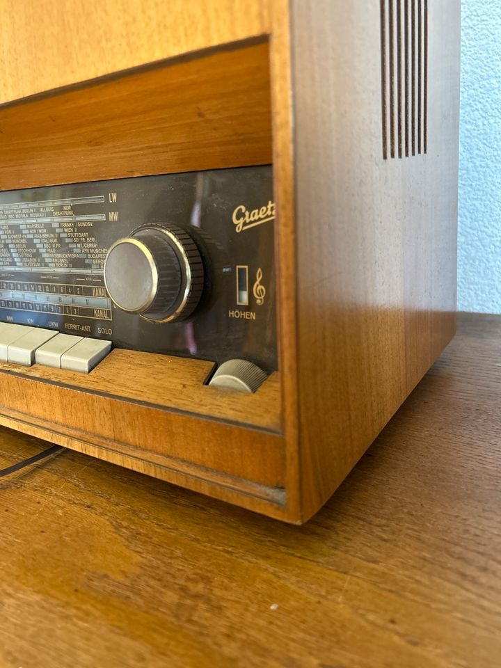 Retro Radio sehr gut erhalten in Lörrach