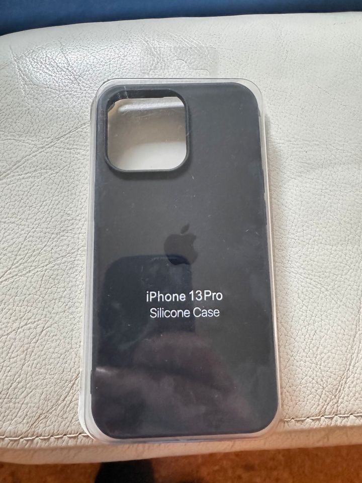 iPhone 13 Pro case schwarz neu in Neuenkirchen bei Greifswald