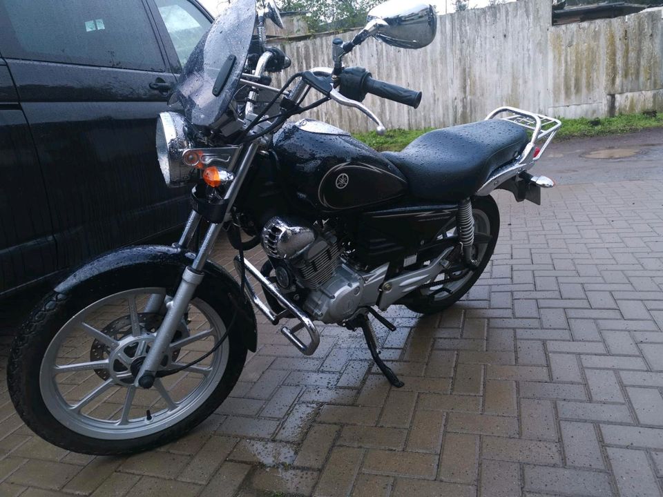 Yamaha YB125 in Hohe Börde