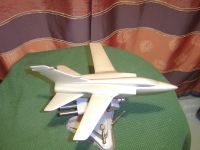 Tornado Modellflugzeug; Vollholzmodell. Profi-Arbeit Niedersachsen - Wilhelmshaven Vorschau