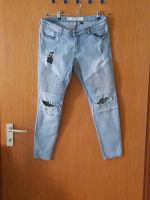 Hellblaue Jeans Destroyed/Used-Look H&M Größe 42 Niedersachsen - Braunschweig Vorschau
