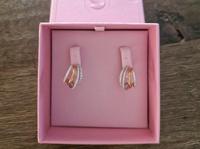 NEU Swarovski Ohrringe Gold Steine Baden-Württemberg - Mutlangen Vorschau