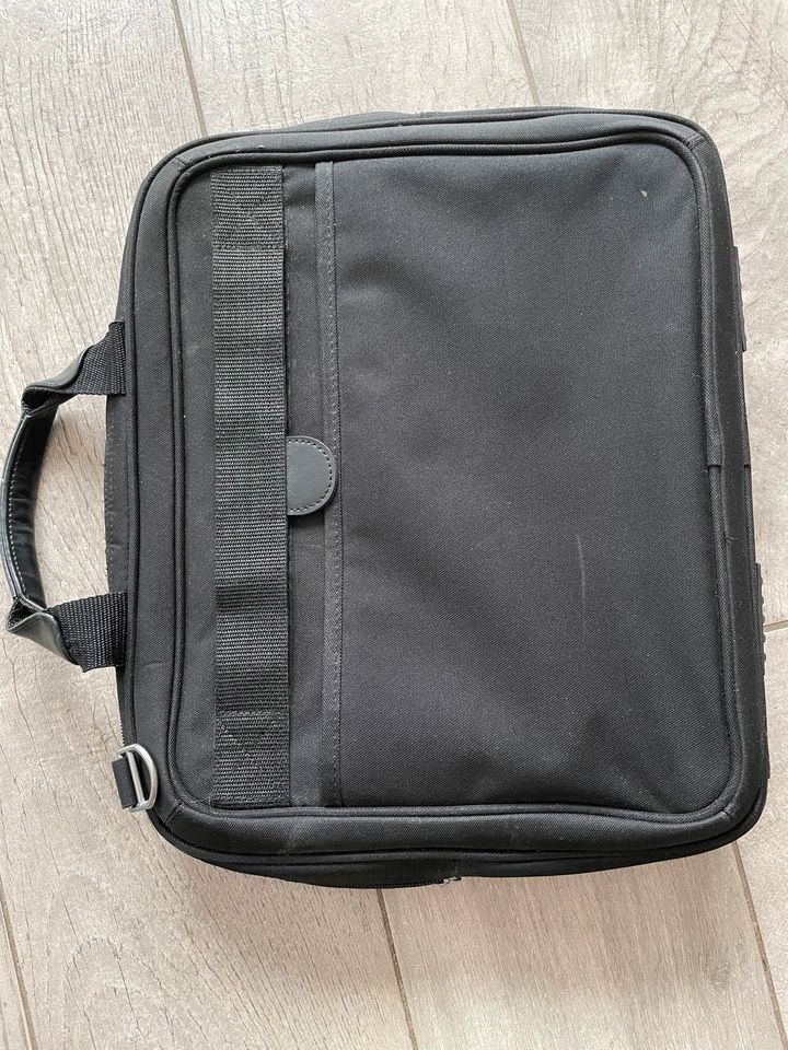 HP Tasche zu verkaufen - Notebooktasche HP Spares 493424-001 in Edewecht - Friedrichsfehn