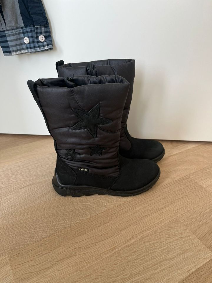 Winterstiefel mit Goretex in Hamburg