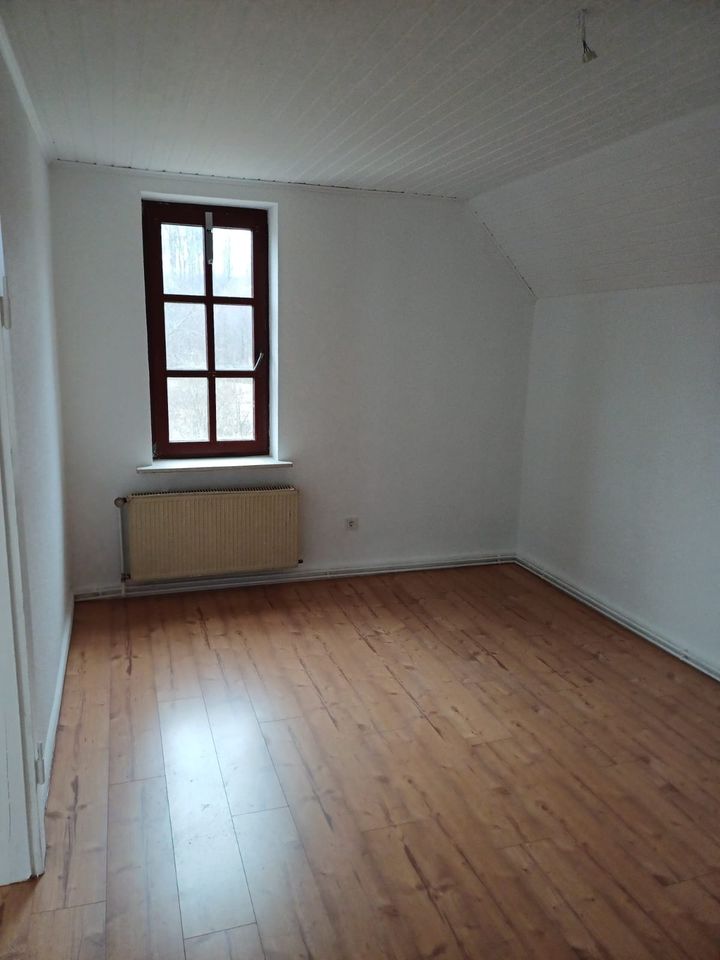 Rennerod 4-Zimmer Wohnung mit Gestaltungsfreiheit in Rennerod