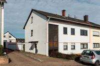 Charmantes Wohnen in kleiner Gemeinschaft: Obergeschosswohnung mit Balkon und Garage Saarland - Riegelsberg Vorschau