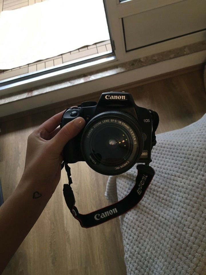 Canon eos 1000d in Barsbüttel