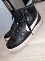 Nike Schuhe Sneakers schwarz Bayern - Hof (Saale) Vorschau