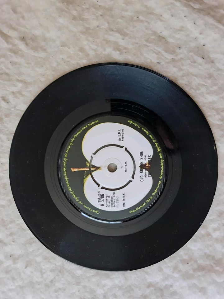 Beatles Vinyl Single Schallplatte pro Stück 200 € Rar!ität in Berlin