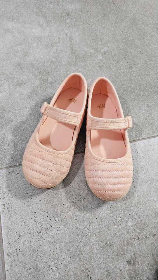 H&M Mädchen Ballerina Schuhe Größe 29 rosa in Abstatt