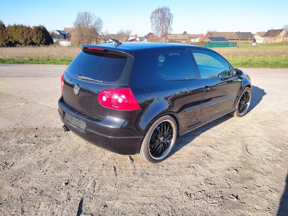 Volkswagen Golf 5 GTI Xenon Leder TÜV Klima in Rommerskirchen