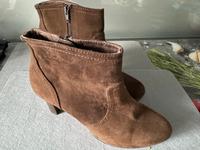 s.Oliver Stiefeletten braun - Echt Leder - Größe 40 wie NEU Nordrhein-Westfalen - Ruppichteroth Vorschau
