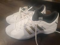 Adidas Laufschuhe Sportschuhe Pro Model Gr.49 1/3 Bayern - Erding Vorschau