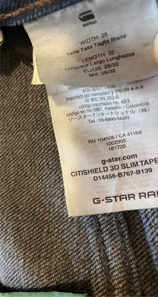 G-STAR Jeans 28/30 + TOP! in Henstedt-Ulzburg