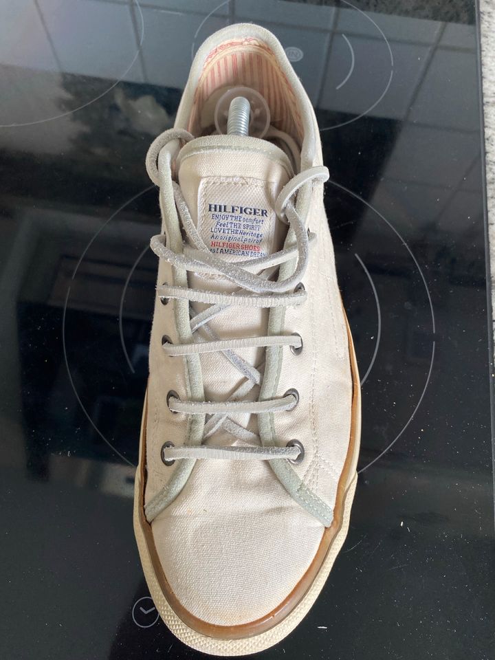 Sneaker Tommy Hilfiger in Größe 43 (44) in Kottenheim