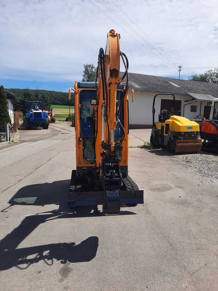 Hyundai Robex 18-9 Minibagger  Bagger Raupenbagger Kettenbagger in Stetten