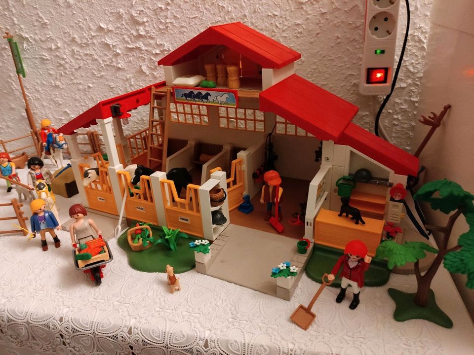 Playmobil großer Pferde/Reiterhof in Schramberg