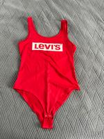 Neuer Body in rot von Levi’s Nordrhein-Westfalen - Senden Vorschau
