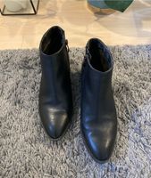 Tamaris Chelsea Boots Hessen - Wiesbaden Vorschau