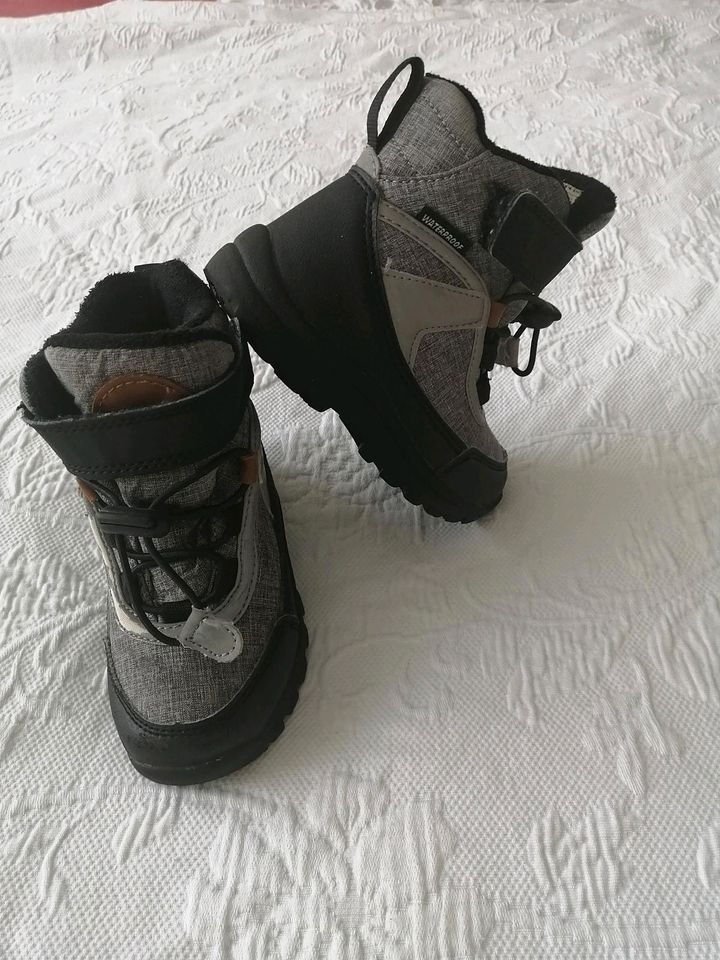 Babyschuhe für Winter oder Herbst in Größe 23 in Gelsenkirchen