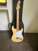 Fender Stratocaster 2021 cream Color. Great condition. Aachen - Aachen-Laurensberg Vorschau