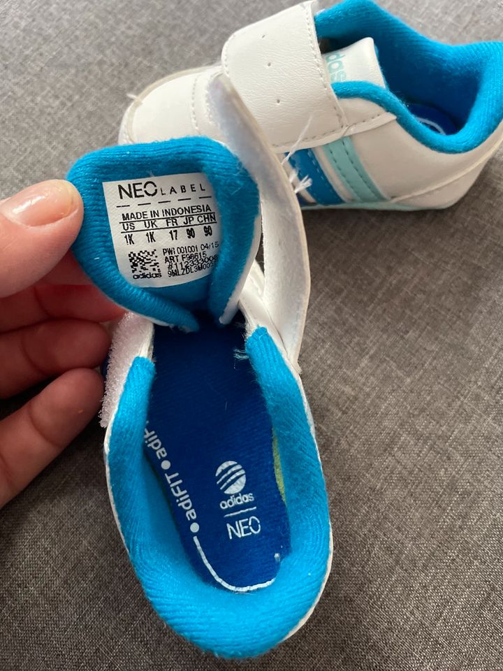 ❤️ Adidas Neo neu!! Krabbelschuhe Baby Sneaker Gr. 17 ❤️ in Thüringen -  Mellingen | eBay Kleinanzeigen ist jetzt Kleinanzeigen