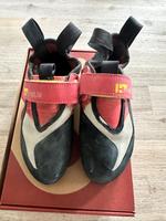 Adidas Hiangle Women Gr. 36 2/3 Wuppertal - Oberbarmen Vorschau