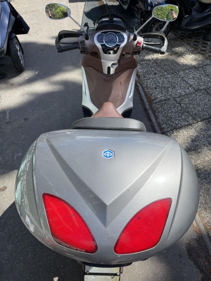 Piaggio Beverly 350 ABS in Berlin