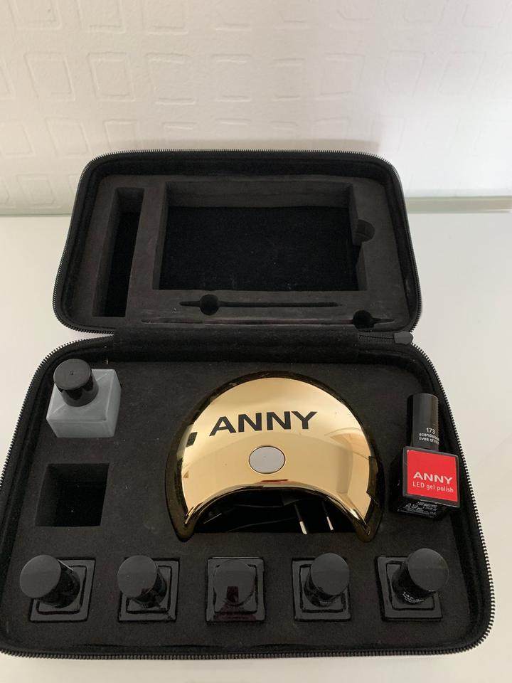 ANNY LED Gel Polish Set 4 Farben Lampe gold Douglas Shellac UV in Südlohn