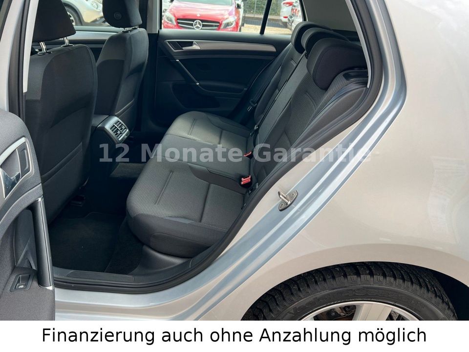 Volkswagen Golf VII Lim. Comfortline BMT 1 Hand Top Zustand in Stuttgart