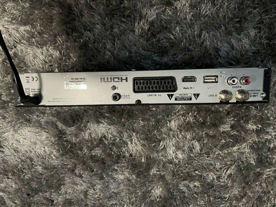 Skymaster HD+ Digital Satelliten Receiver mit 2 Fernbedienungen in Wüstheuterode