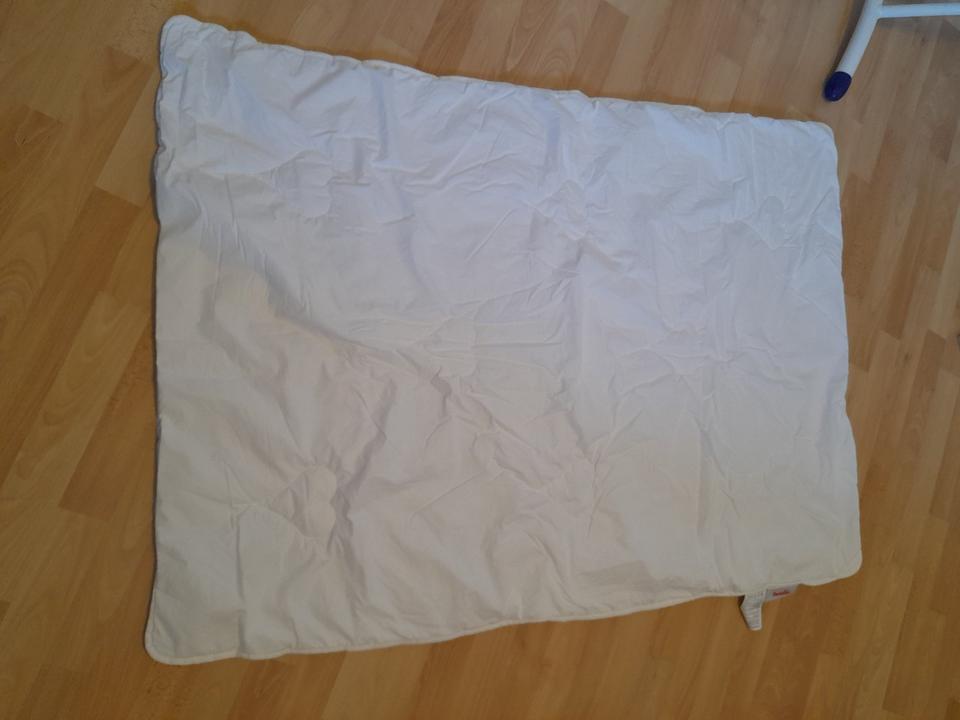 Bettdecke und Kissen Paradies Kleinkinder 135x100 u. 40x60 cm in Cappeln (Oldenburg)
