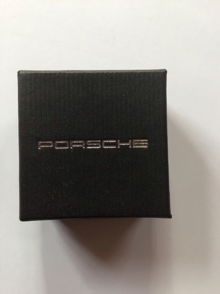 Porsche PIN, Porsche Mission E Concept, Anstecknadel, Porsche in Frechen