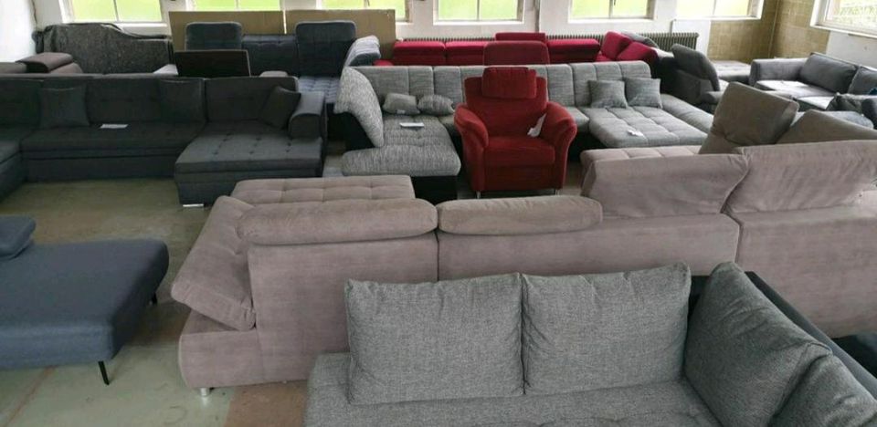 Lagerverkauf sofa Hocker ecksofa Couch wohnlandschaft Polsterecke in Siegen