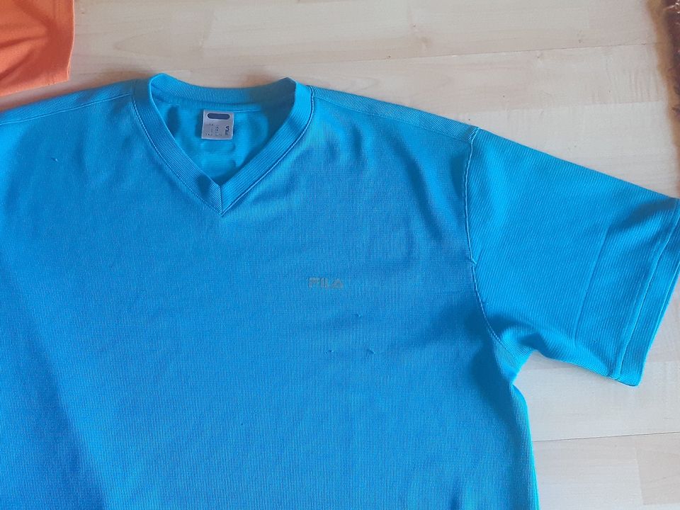 2 Funktions Shirt Fila + Lowe alpine Gr. L / XL in Lenggries