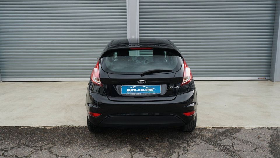 Ford Fiesta SYNC Edition Klima|8-Fach bereift|TÜV NEU in Niefern-Öschelbronn
