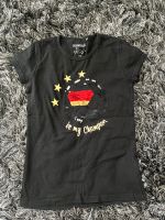 Fußball T-shirt mit wende Pailletten 146  152 schwarz wie neu Sachsen - Radebeul Vorschau