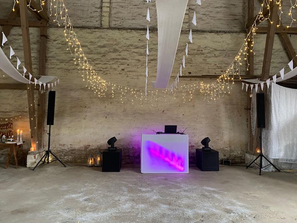 DJ gesucht? DJ Jan Röske - Hochzeiten, Geburtstage und Events in Nienhagen