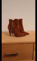 Braune Guess Stiefel Niedersachsen - Bovenden Vorschau