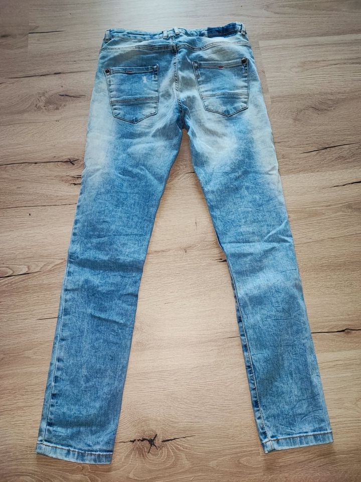 Zara Jeanshose Gr. 13/14 164 Jungs in Hessisch Lichtenau