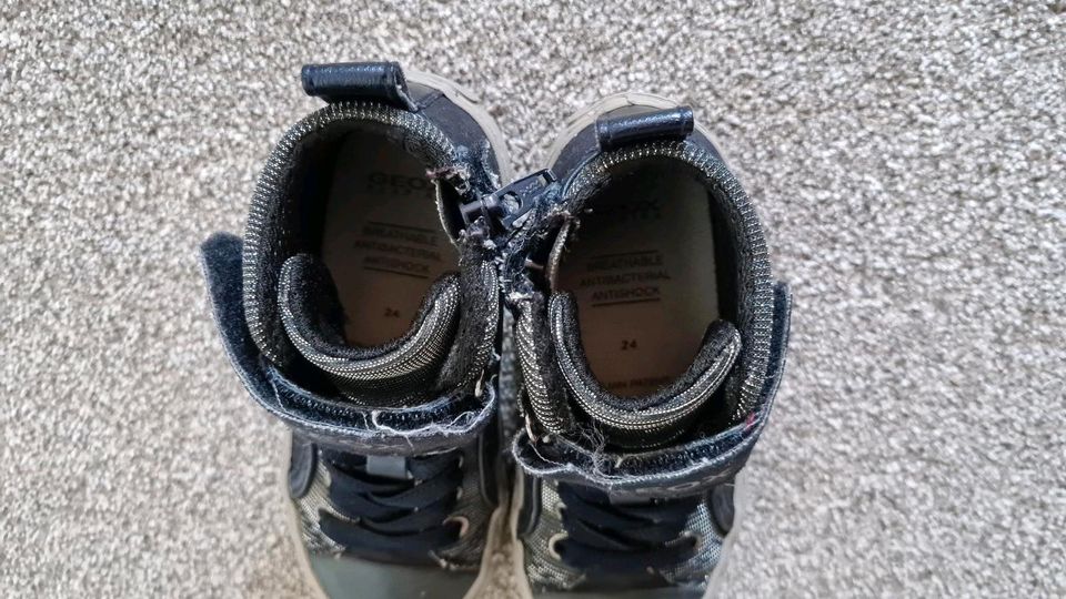 Geox Leder Größe 24 Mädchen glitzer Schuhe boots in Usedom