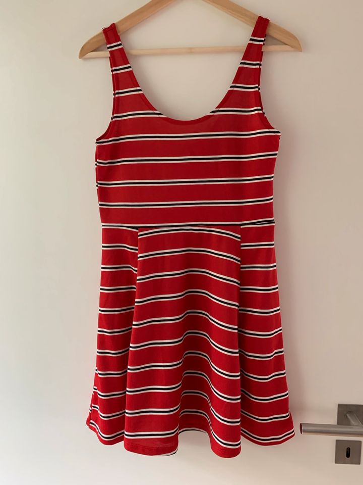 ❤️ H&M Kleid Gr. L 40 in Würzburg