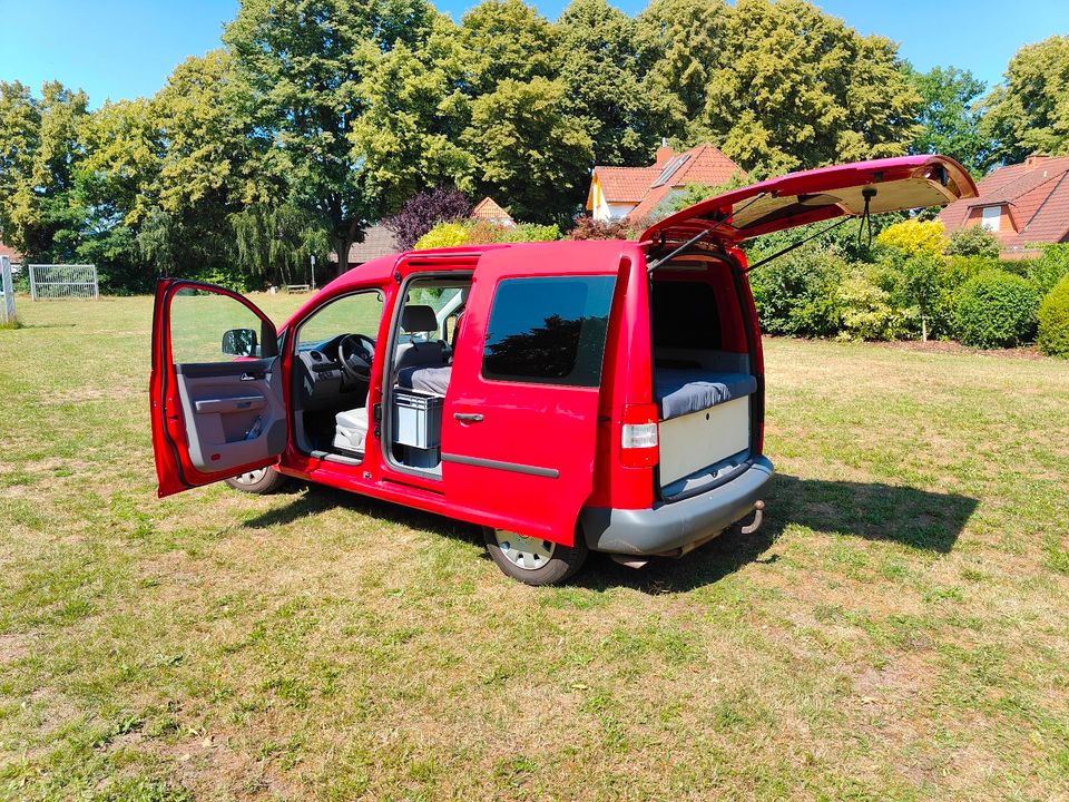 VW Caddy, Camperausbau, nur 83.000 km in Ganderkesee