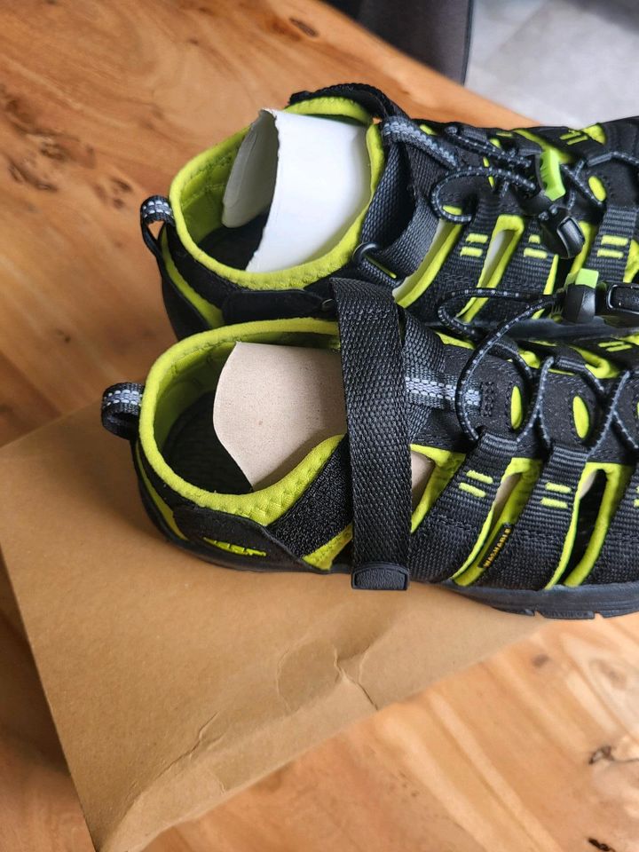 KEEN NEWPORT Outdoorsandalen Schuhe Schwarz Grün Gr.35 NEU in Wuppertal