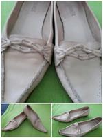 Damen Schuhe Größe 40 Farbe Creme echt Leder Dresden - Laubegast Vorschau