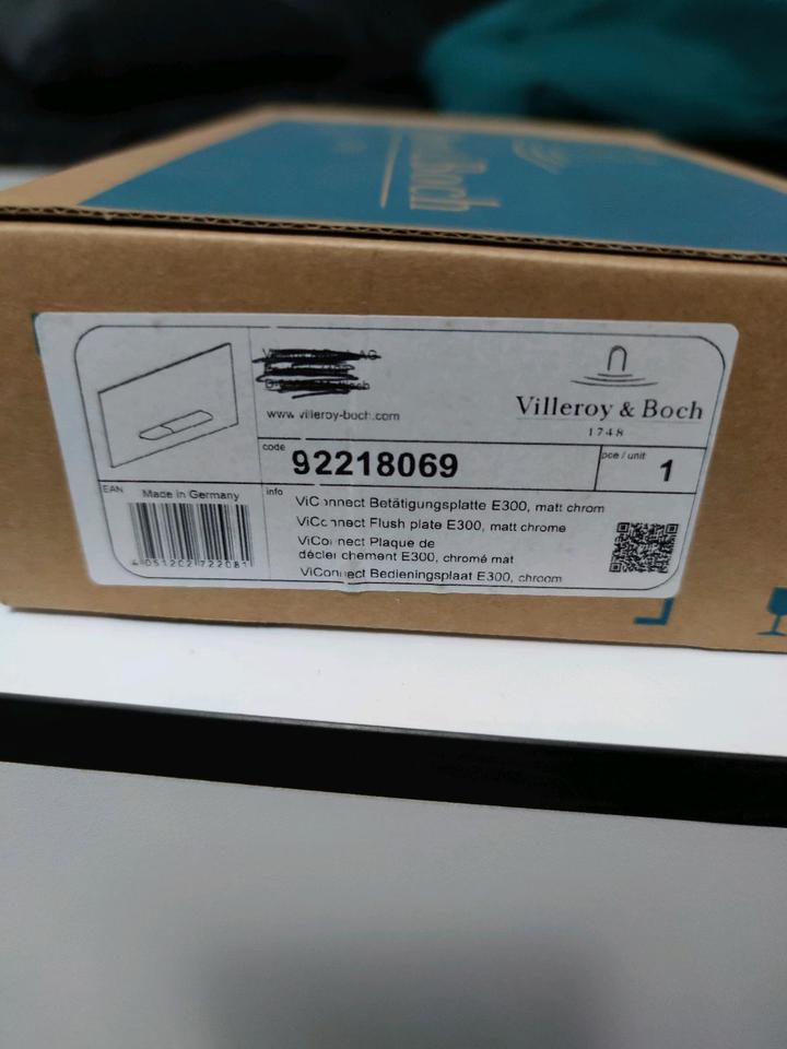 Villeroy & Boch ViConnect E300 WC-Betätigungsplatte 92249069 in Dortmund