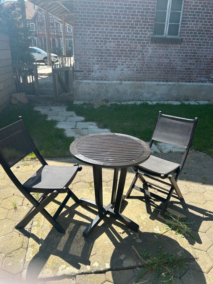 Gartentisch mit Stühlen von FSC in Wittingen