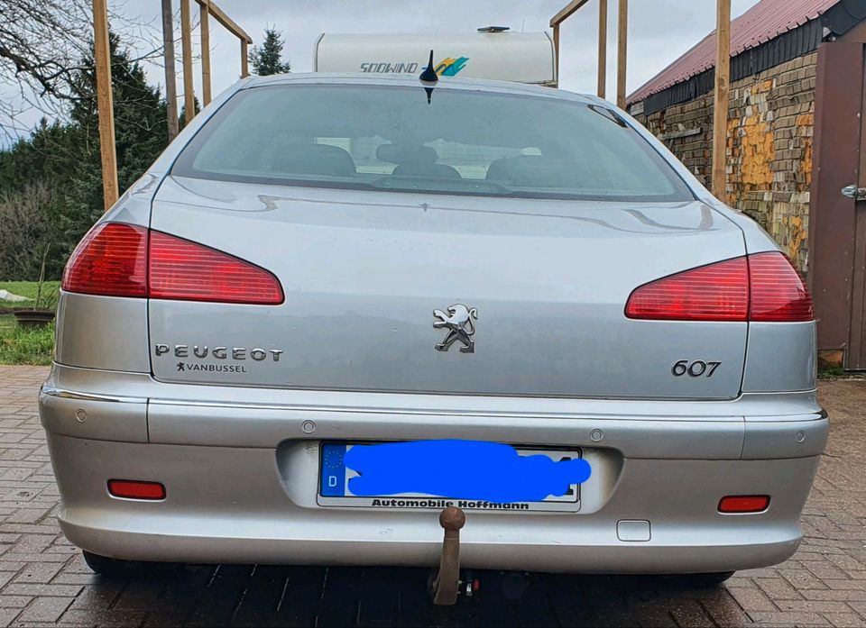 Peugeot 607 2.2 in Hellenthal