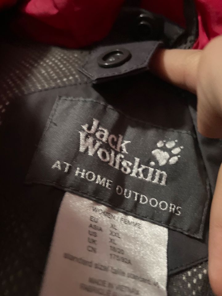 Jack Wolfskin Windbreaker FrühlingGr.XL Neuwertig in Velen